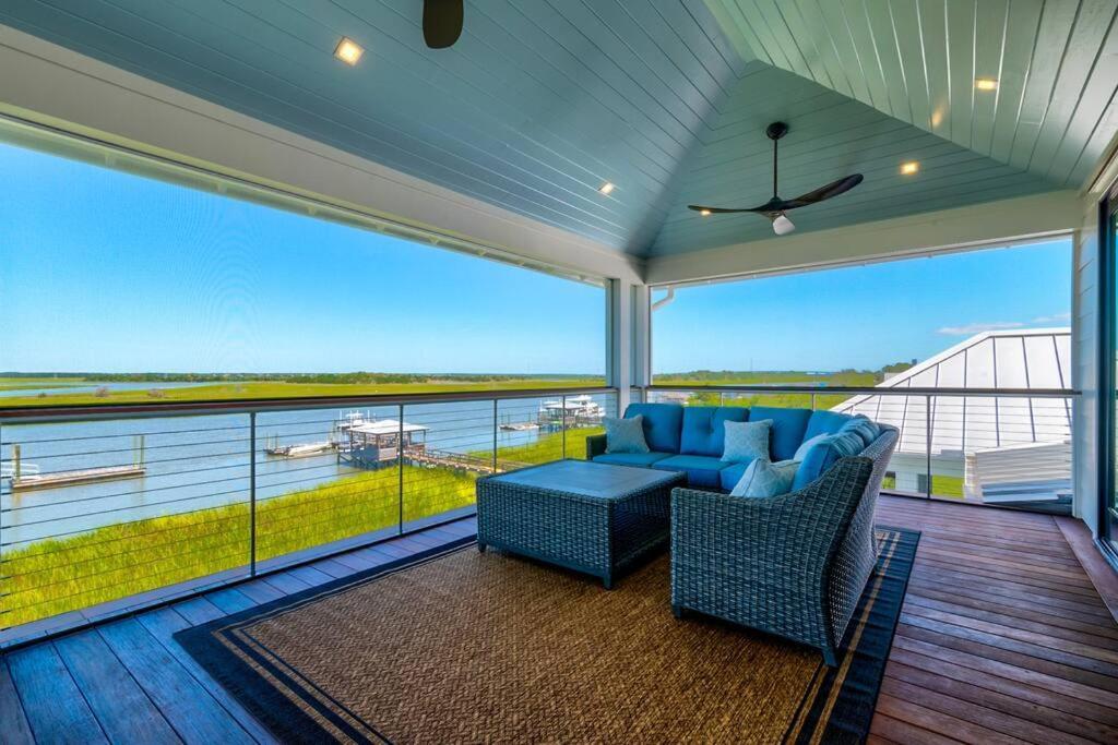 New Waterfront Home With Deep Water Dock Isle of Palms Exterior foto