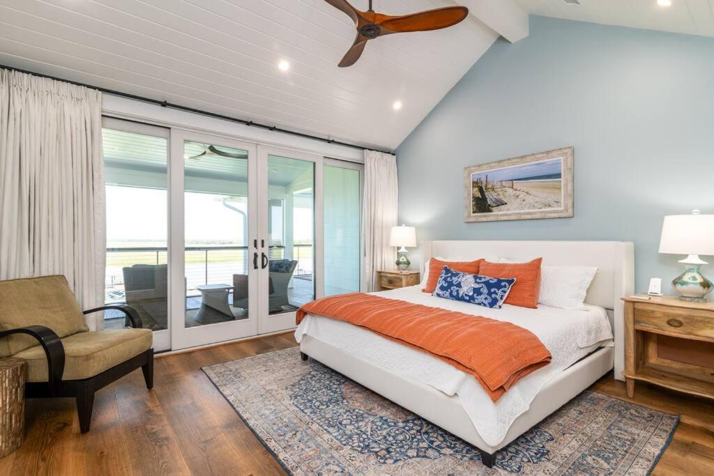 New Waterfront Home With Deep Water Dock Isle of Palms Exterior foto