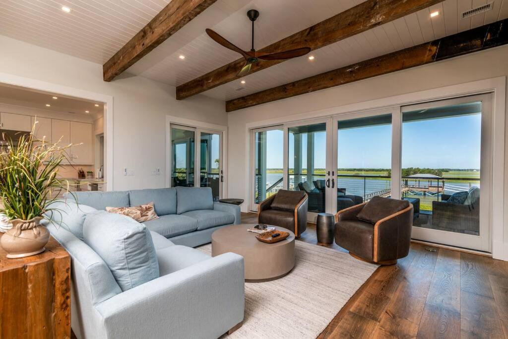 New Waterfront Home With Deep Water Dock Isle of Palms Exterior foto